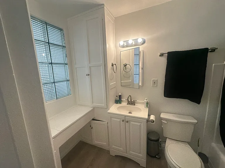 8616 Holloway Dr #106 — Photo 17