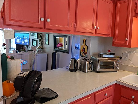5th image of 5319 Indian Creek Dr #D