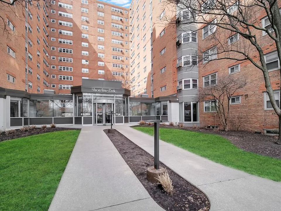 1st image of 4960 N Marine Dr #1218