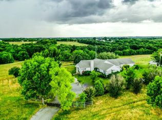 4523 Old Southmayd Rd, Sherman, TX 75092