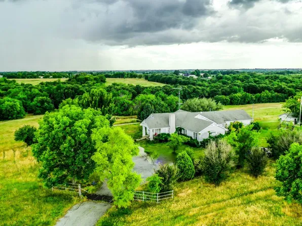 4523 Old Southmayd Rd, Sherman, TX 75092