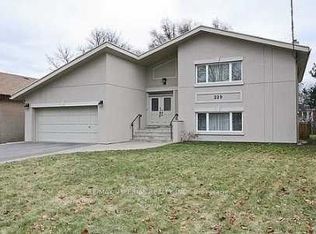 329 Homewood Ave #Basement, Toronto, ON M2R 2N7