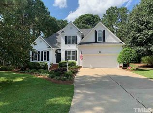 3320 Needle Point Cir, Willow Spring, NC 27592