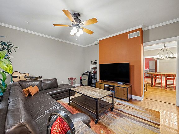 2nd image of 1157 Park Ave