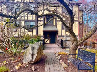 Rolling Ridge, Norwalk, CT 06851