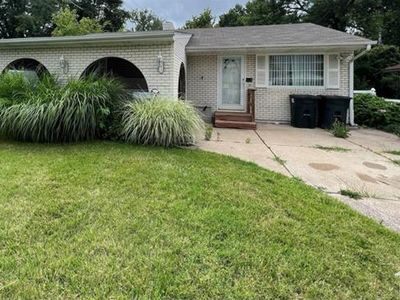 10511 Durness Dr, Saint Louis, MO, 63137
