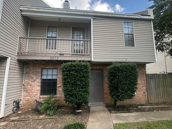 5233 E Hunters Chapel Ct APT B
