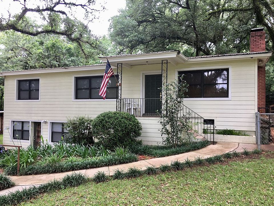 1st image of 1510 Sunset Ln