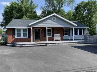 346 Ferris Rd, Schenectady, NY 12304