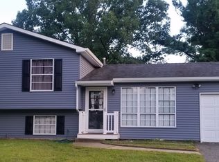 1038 Feathertree Dr, Toms River, NJ 08753