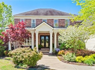 650 Sonoma Cir, Fayetteville, AR 72703