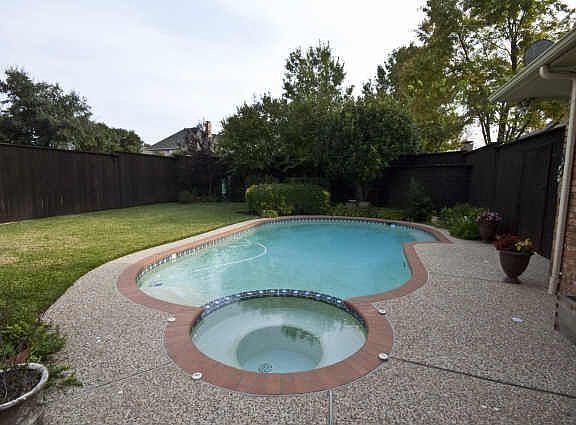 5th image of 6316 Thornbranch Dr