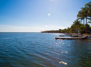 3761A Old Pali Rd, Honolulu, HI 96817