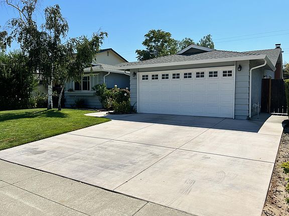 2nd image of 1122 Del Cambre Dr
