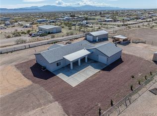 7872 W Shipp Dr, Golden Valley, AZ 86413