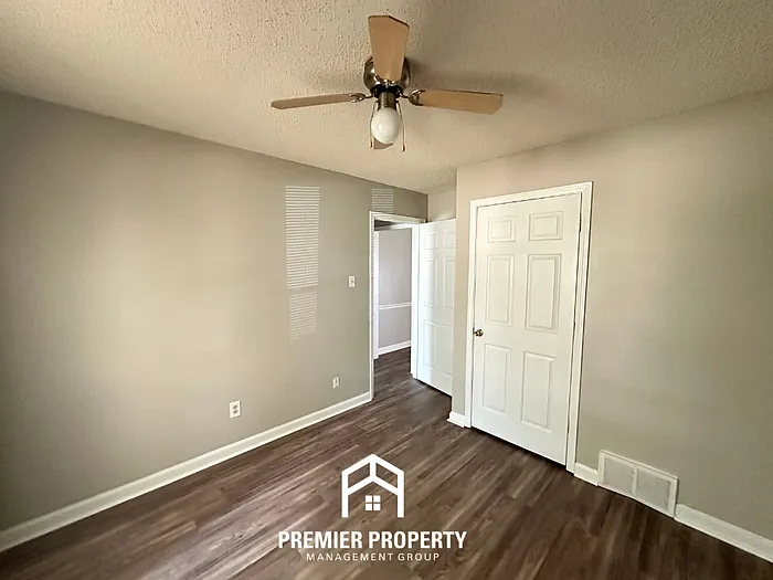 6678 Steeple Chase Cir — Photo 20
