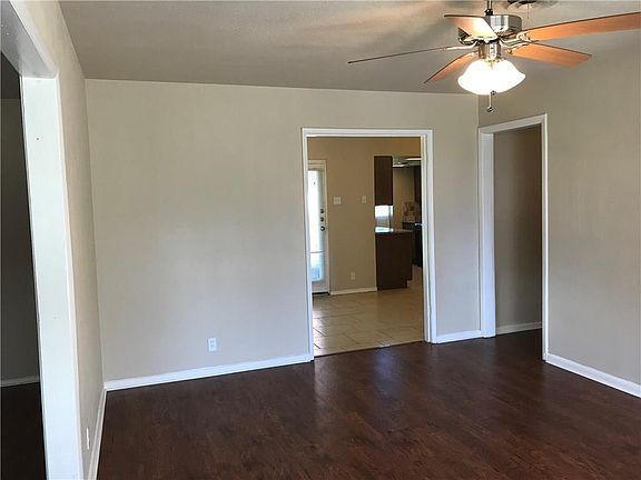 3rd image of 1819 Tartan Dr