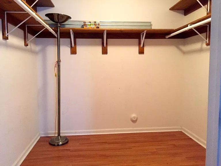 27 Mulberry St — Photo 8