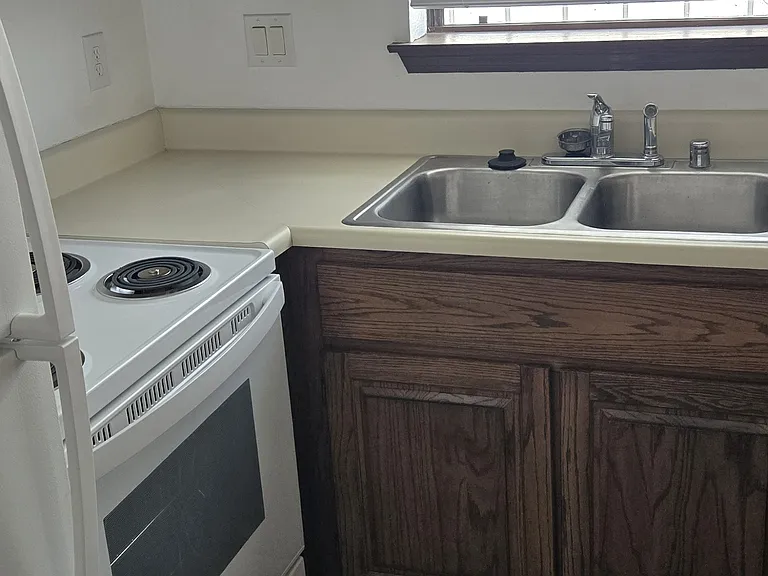 galley kitchen