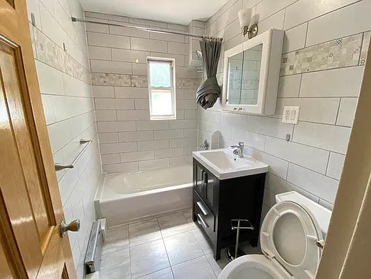 Rented by Tri Boro Terrace Realty | media 19