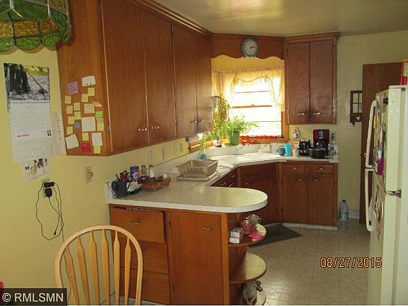 3rd image of 227 9th St S
