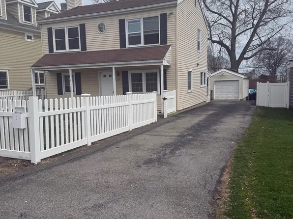 25 Albin Road, Stamford, CT 06902