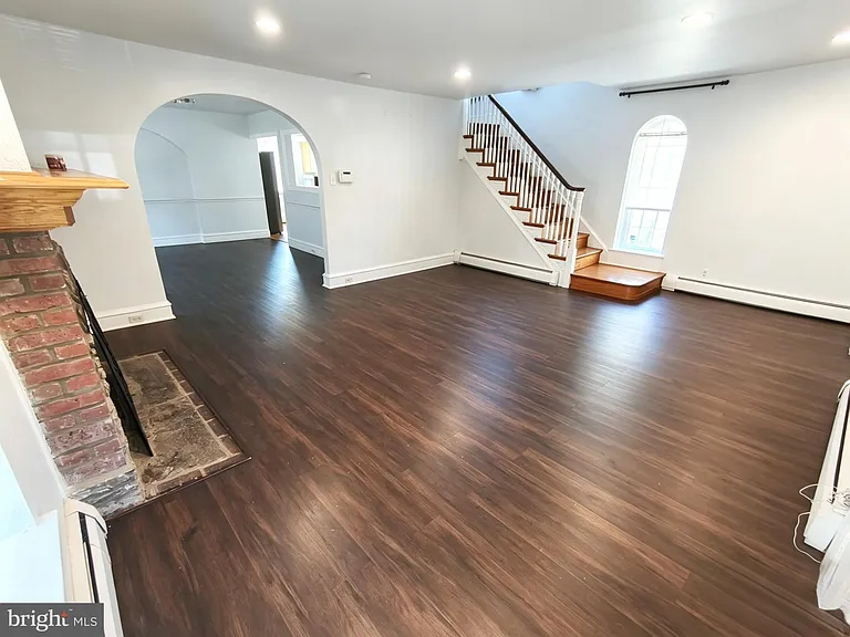 222 Rock Glen Rd — Photo 8