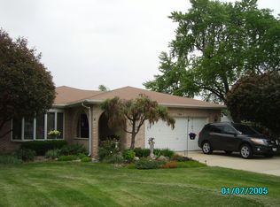 7316 W 72nd St, Bridgeview, IL 60455