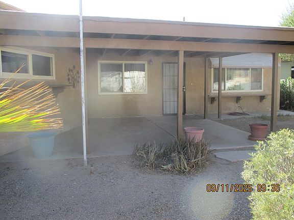 2nd image of 1772 Riverside Dr