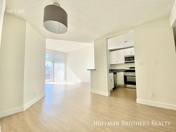 3rd image of 130 S Alexandria Ave #103A