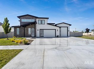 1475 W Caravan St, Kuna, ID 83634