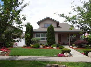 1142 Lincoln Rd, Grants Pass, OR 97526