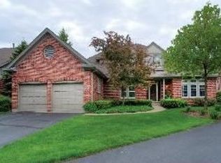 59 Huntington Ct, Burr Ridge, IL 60527