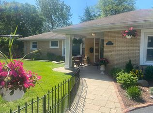 100 7th Ave, La Grange, IL