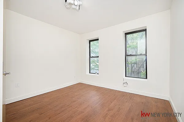 Rented by Keller Williams NYC | media 25