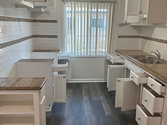 4th image of 6855 Coldwater Canyon Ave APT 2