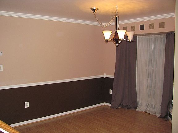 3rd image of 6813 Cottingham Ln