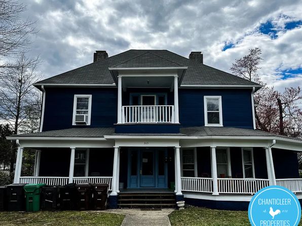 305 Oakwood St UNIT 2