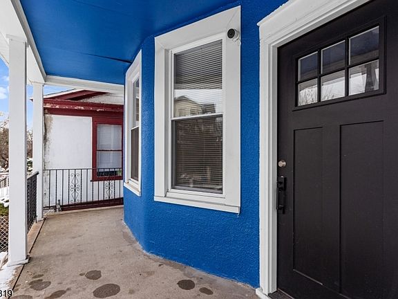 3rd image of 216 Renner Ave