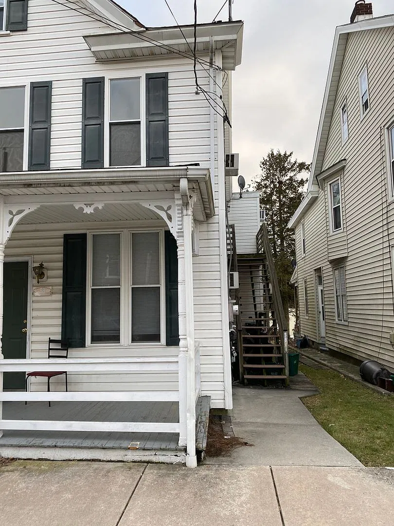 58 E Washington St — Photo 1
