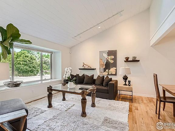 5th image of 1598 Cress Ct