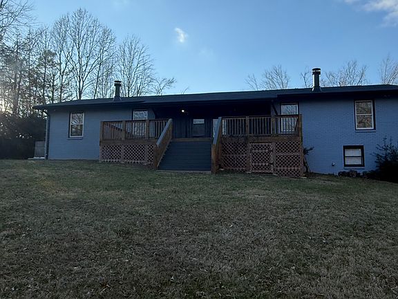 4th image of 2494 Fairview Blvd #B