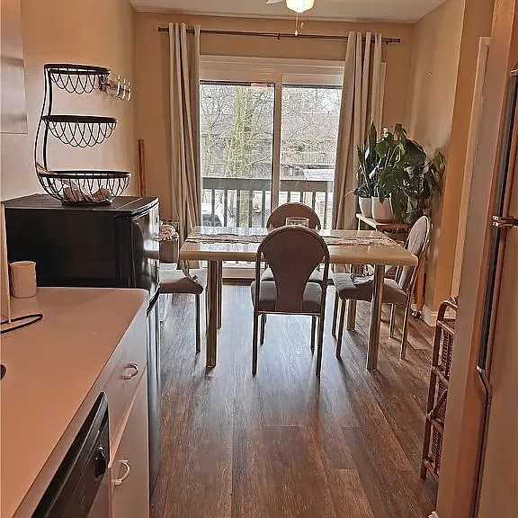 2491 Euclid Heights Blvd — Photo 7