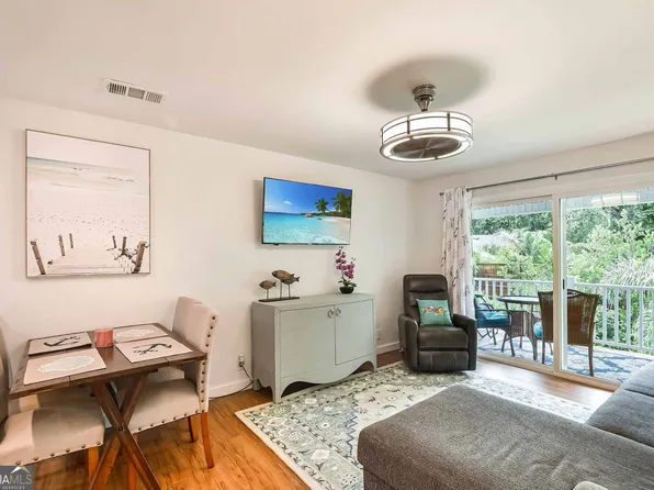 850 Mallery St, Saint Simons Island, GA 31522