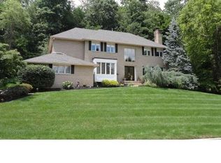 209 Cornell Dr, Bryn Mawr, PA 19010