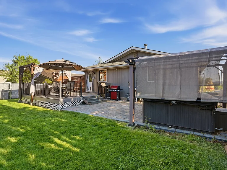 W Cora Ct — Photo 51