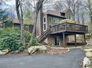 2343 South Ridge Drive, Hidden Valley, PA 15502