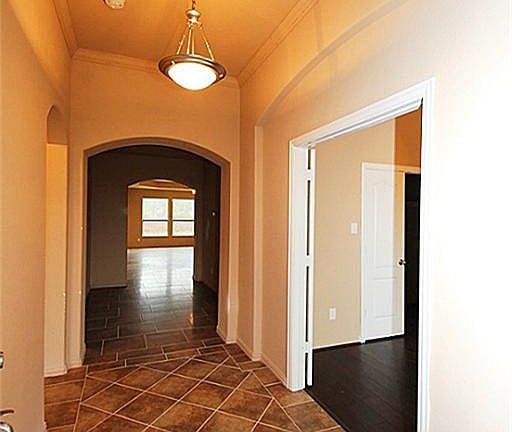 4th image of 21627 Country Club Green Way