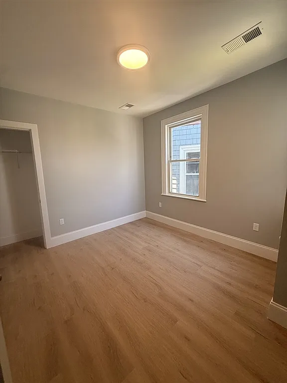 4 bed, 4.0 bath, 1600 sqft, $5,250 — Photo 3