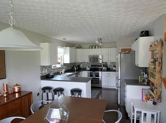 4th image of 1554 Grove Hill Dr